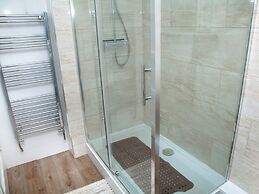 Weymouth Bay Apartment C