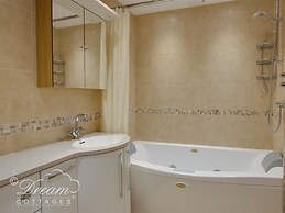 Beach View Apartment 2