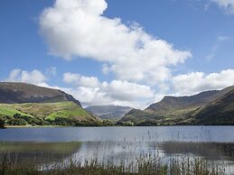 17 Victoria Terrace - Perthi