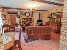Holly Cottage