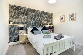 Stiniog Lodge