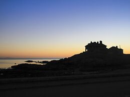 Min Y Mor Trearddur Bay