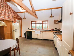 Honey Buzzard Barn
