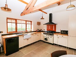 Honey Buzzard Barn