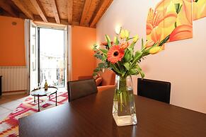 Flowers Apartments