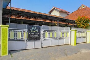 OYO 1479 A&a Inn
