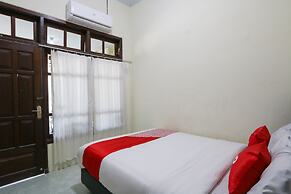 OYO 1479 A&a Inn