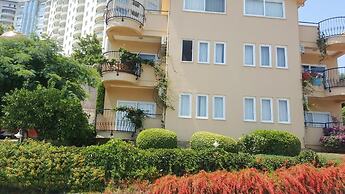 Goldcity Apartments