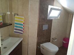 Goldcity Apartments