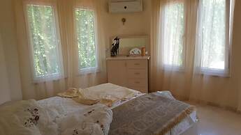 Goldcity Apartments