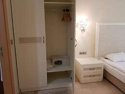 Goldcity Apartments