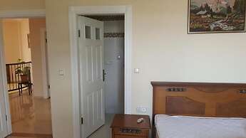 Goldcity Apartments