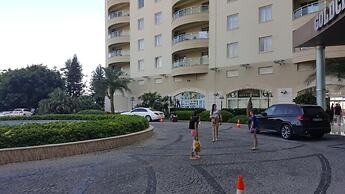 Goldcity Apartments