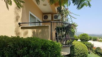 Goldcity Apartments