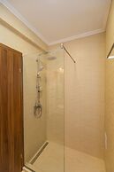 Bucur 9