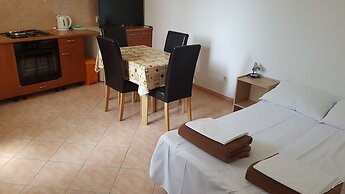 Apartments Kust