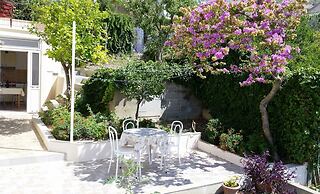 Apartments Kust