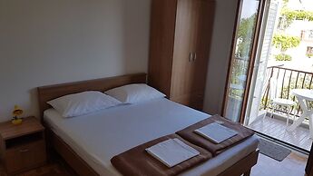 Apartments Kust