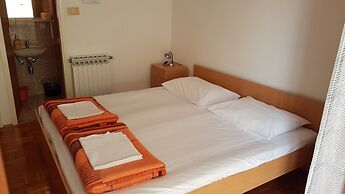 Apartments Kust