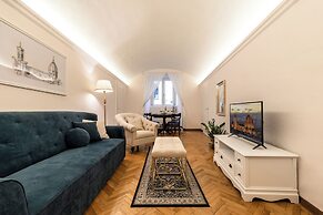 Historic Apt - Wifi - Ac - Top Location - Walk Everywhere
