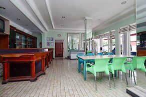 OYO 1843 Cahya Nirwana