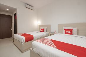 OYO 1633 Hotel Darma Nusantara 3