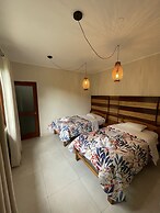 Mercedes Lodge