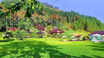Mercedes Lodge