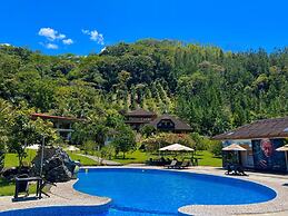 Mercedes Lodge