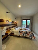 Mercedes Lodge