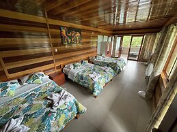 Mercedes Lodge