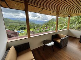 Mercedes Lodge
