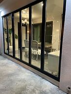 Lim Sea Side Poolvilla Pension