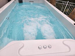 Lim Sea Side Poolvilla Pension