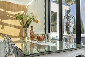 Lim Sea Side Poolvilla Pension
