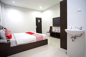 OYO 1477 Athar 88 Hotel