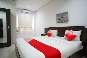 OYO 1477 Athar 88 Hotel