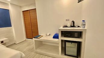 Kaani Palm Beach