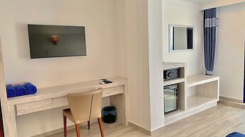 Kaani Palm Beach