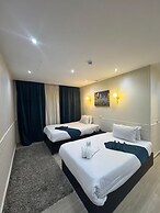 New Star Zamalek Hotel