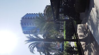 Fontana Lux Apartments