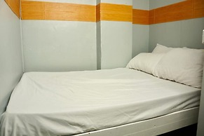 E Transient - Hostel