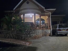 Airport Side Hotel Entebbe