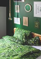Green Deer Premium