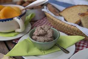 Bed & Breakfast Dvorec