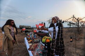 Tomo Safari Lodge