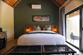 Tomo Safari Lodge