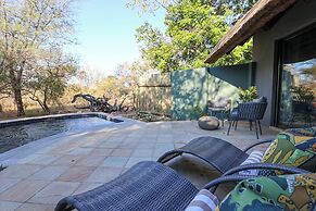 Tomo Safari Lodge
