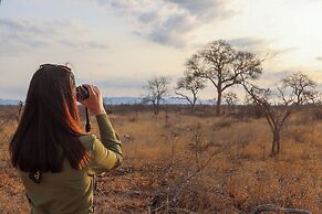 Tomo Safari Lodge