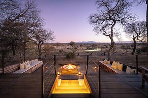 Tomo Safari Lodge